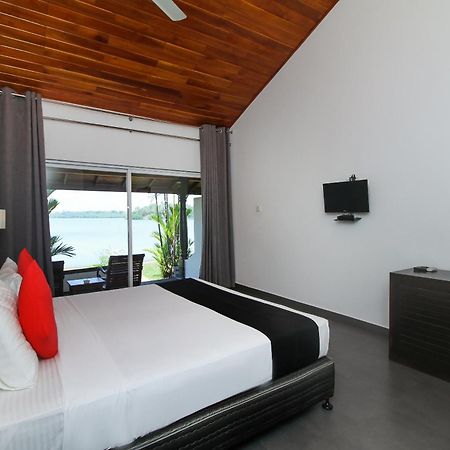 Kalla Bongo Lake Resort Hikkaduwa Cameră foto