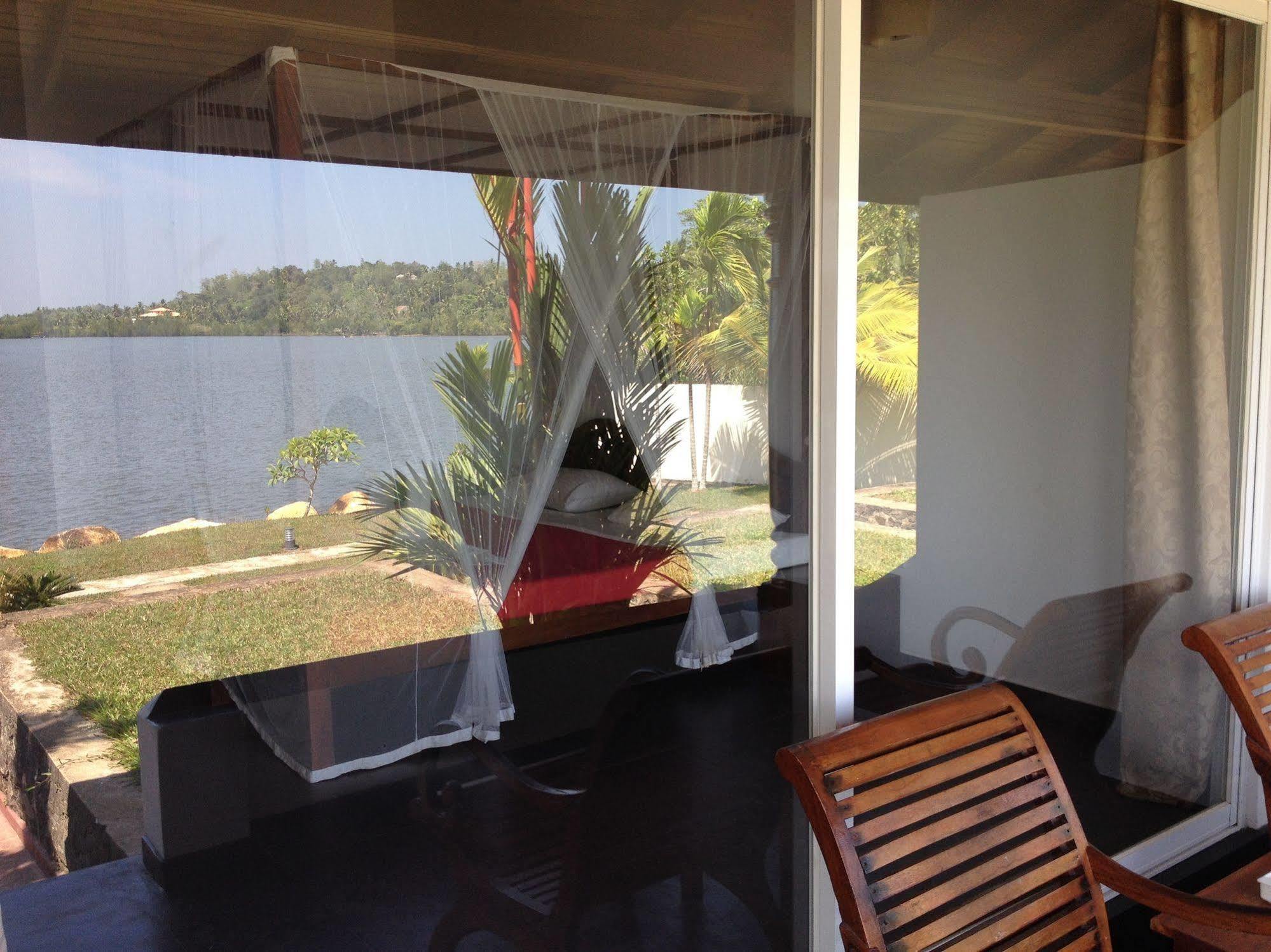Kalla Bongo Lake Resort Hikkaduwa Exterior foto